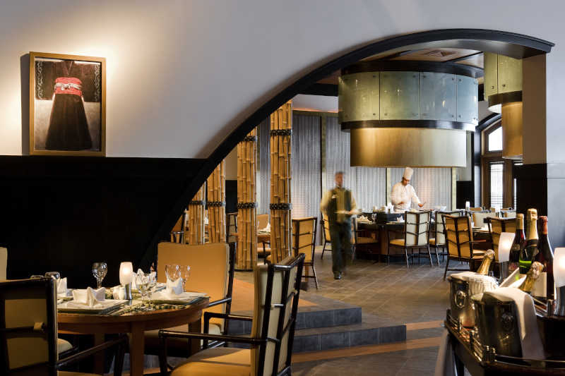 L'asiatique restaurant at Mosaique Beach resort